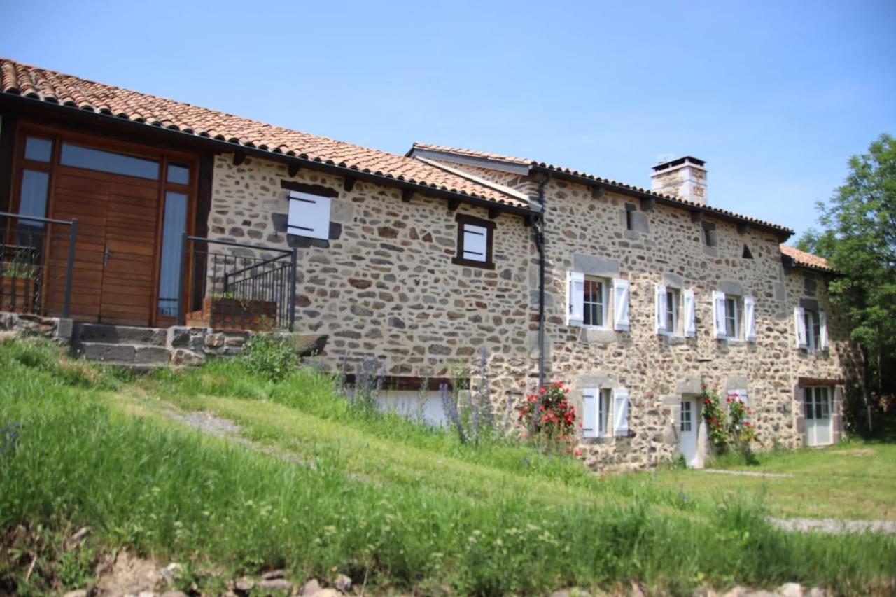 Ferienwohnung Le Relais D'Anglards Exterior foto